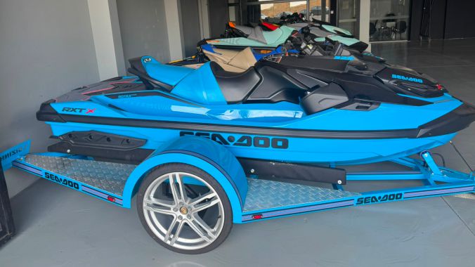 02 Sea Doo RXT X 325 2026